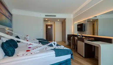The Lumos Deluxe Resort & Spa