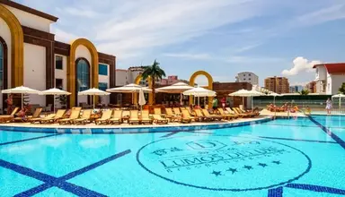The Lumos Deluxe Resort & Spa