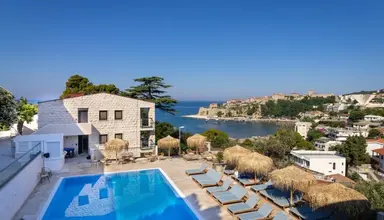 The New Mediteran