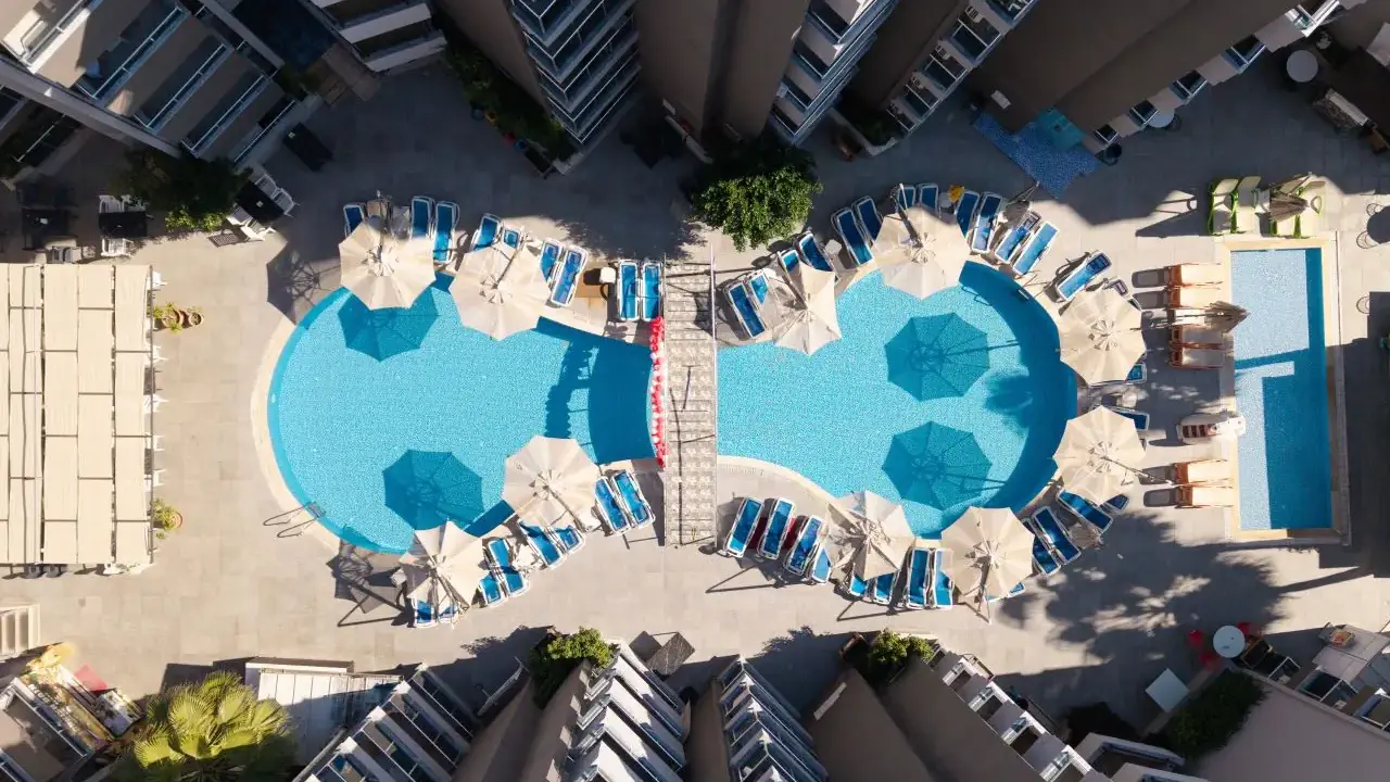 The Nora Hotels Family Club 