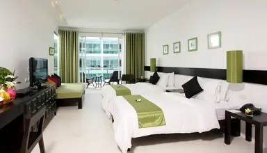 The Old Phuket - Karon Beach Resort