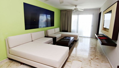 The Palm at Playa