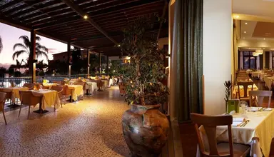 The Residence (Madera)