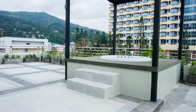 The Royal Paradise