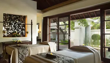 The Royal Santrian Luxury Beach Villas