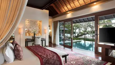 The Royal Santrian Luxury Beach Villas