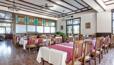 The Ship Inn & Villas