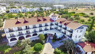The Ship Inn & Villas