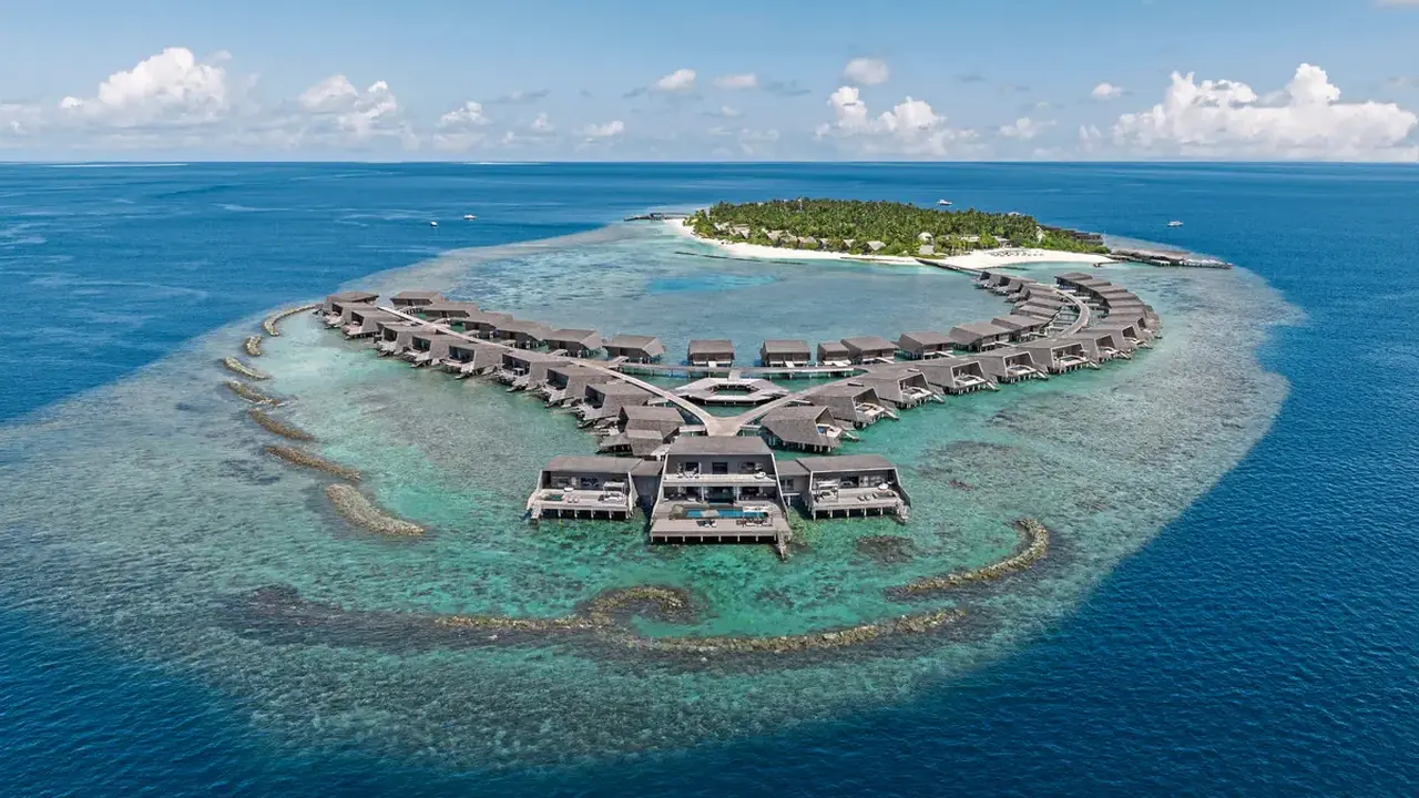 The St. Regis Maldives Vommuli Resort