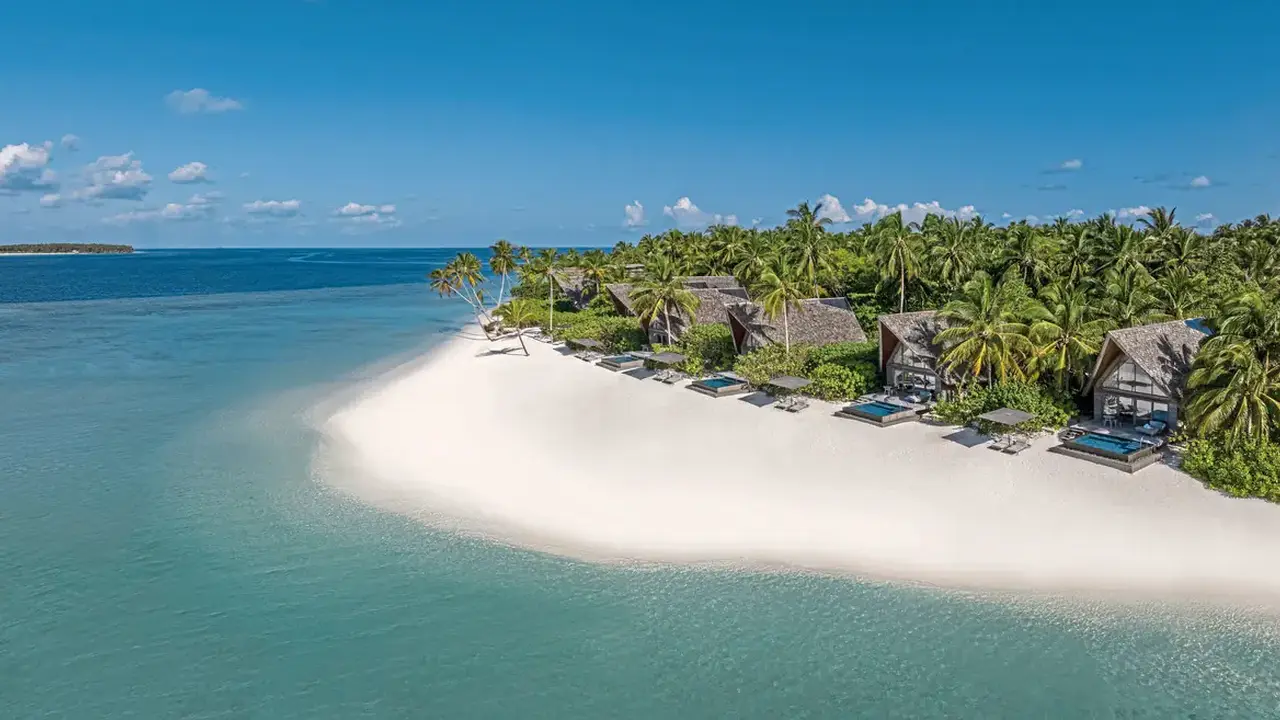 The St. Regis Maldives Vommuli Resort