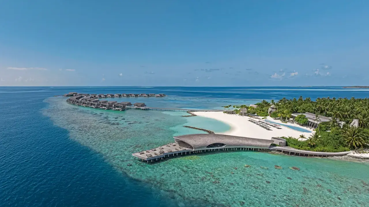 The St. Regis Maldives Vommuli Resort