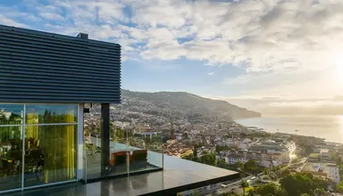 The Views Baia