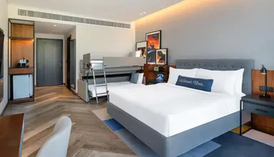 The WB Abu Dhabi, Curio Collection by Hilton