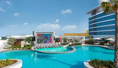 The WB Abu Dhabi, Curio Collection by Hilton