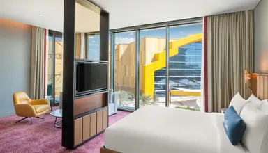 The WB Abu Dhabi, Curio Collection by Hilton