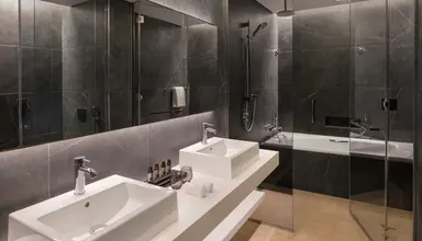 The WB Abu Dhabi, Curio Collection by Hilton