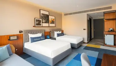 The WB Abu Dhabi, Curio Collection by Hilton
