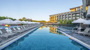 The X Belek
