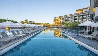 The X Belek