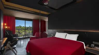 The X Belek