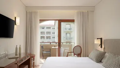 Theartemis Palace