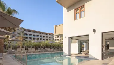 Theartemis Palace