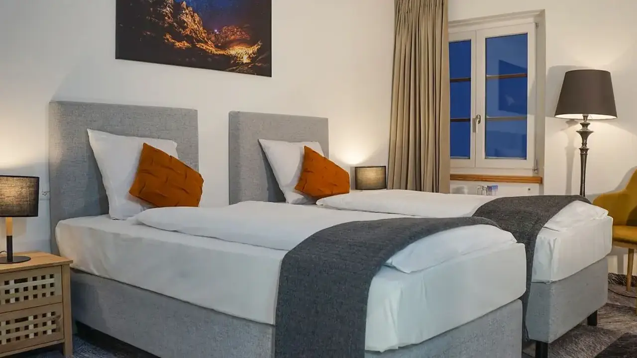 Thermalhotels & Walliser Alpentherme
