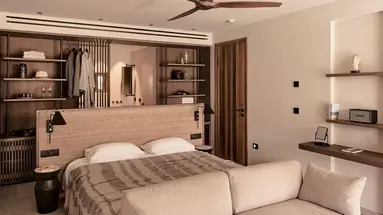 Theros All Suite
