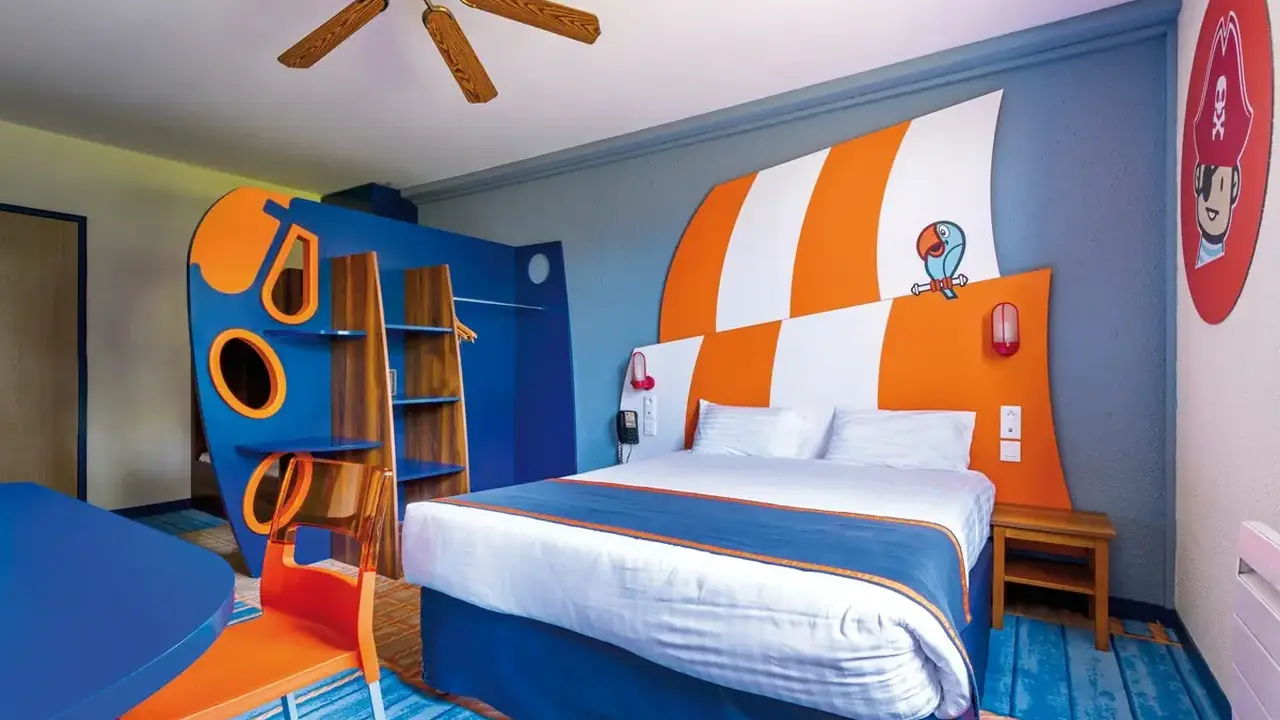 Thomas Cook Explorers