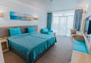 Tiara Beach
