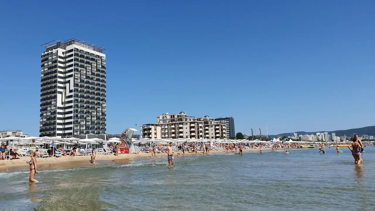Tiara Beach