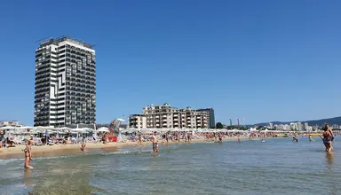 Tiara Beach