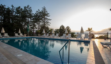 Tino Sveti Stefan