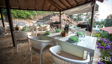 Tino Sveti Stefan