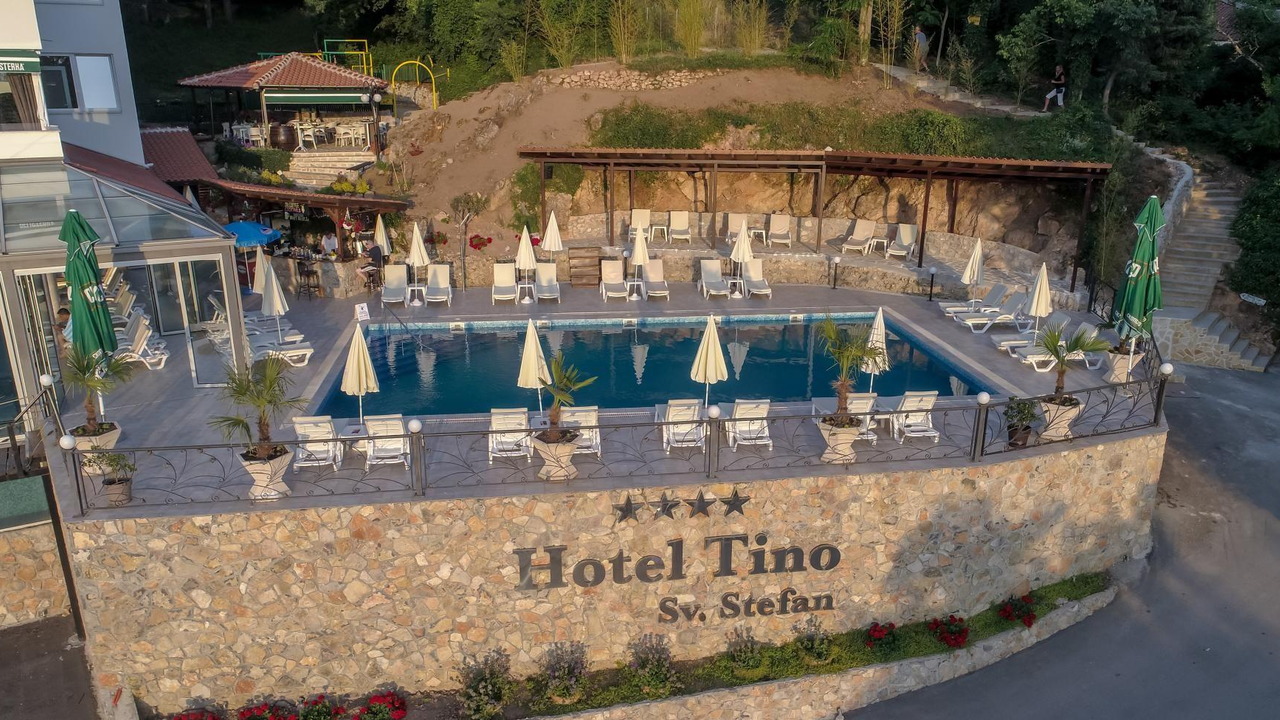 Tino Sveti Stefan