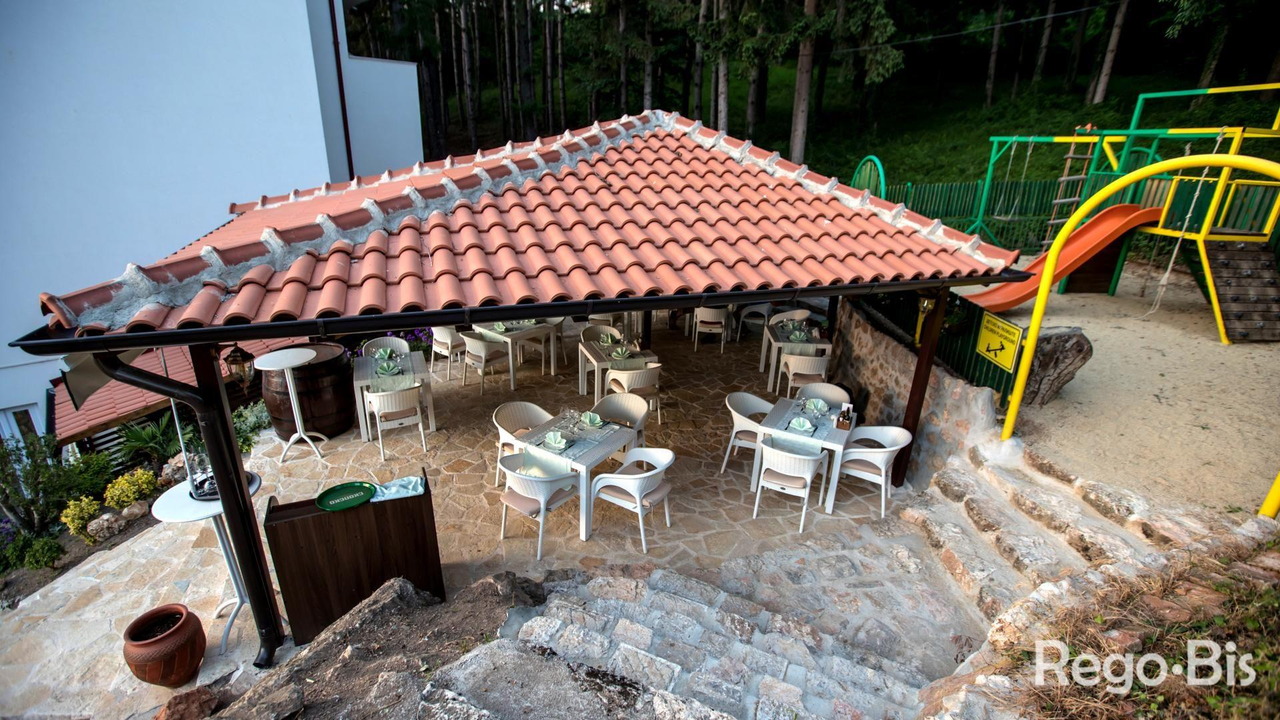 Tino Sveti Stefan