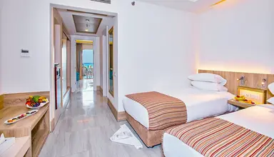 Titanic Beach SPA & Aqua Park