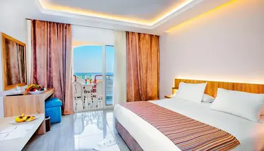 Titanic Beach SPA & Aqua Park