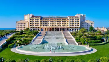 Titanic Mardan Palace