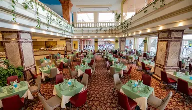 Titanic Palace Resort