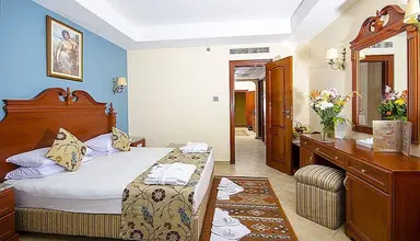 Titanic Palace Resort