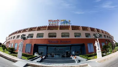 Titanic Resort & Aquapark
