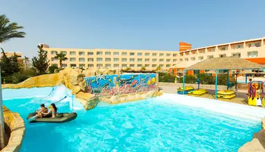 Titanic Resort & Aquapark