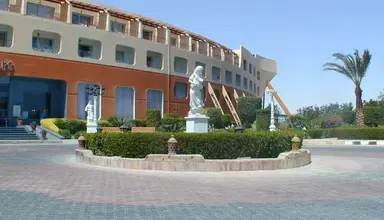 Titanic Resort & Aquapark