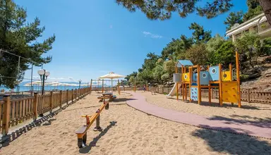 Tosca Beach