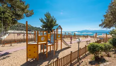 Tosca Beach