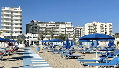 Touring (Rimini)