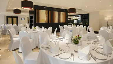 Towers Rotana