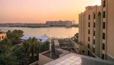 Traders Qaryat Al Beri