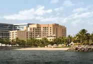 Traders Qaryat Al Beri